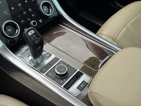 Used 2021 Land Rover Range Rover Sport HSE Silver Edition image 20