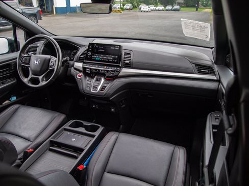 Used 2025 Honda Odyssey Sport-L image 27