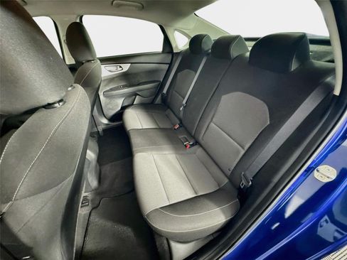 Certified 2024 Kia Forte LXS w/ LXS Technology Package FWD image 20