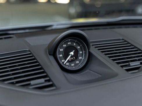 Certified 2020 Porsche 911 Carrera S RWD image 36