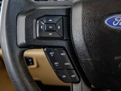 Used 2017 Ford F250 XLT AWD/4WD image 17