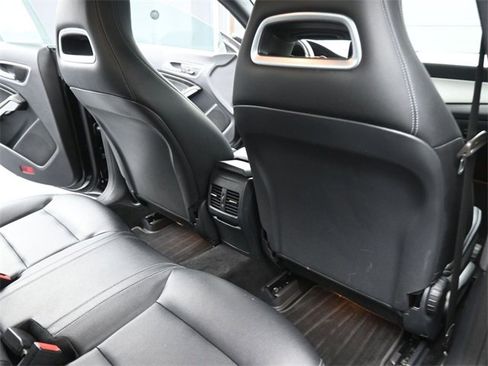 Used 2016 Mercedes-Benz CLA 250 image 16