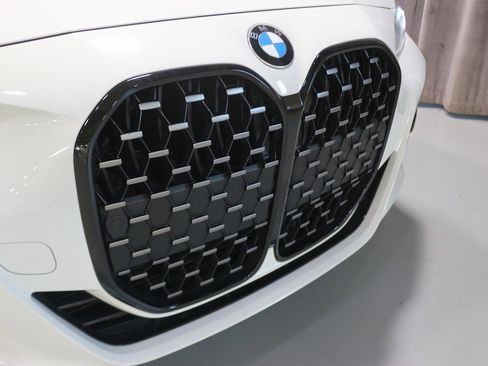 Certified 2024 BMW 440i xDrive Convertible w/ Premium Package image 10