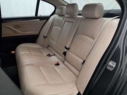 Used 2014 BMW 535i xDrive 535i xDrive Premium image 21