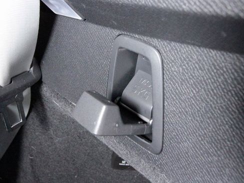 Certified 2024 Volvo XC90 B6 Plus image 31