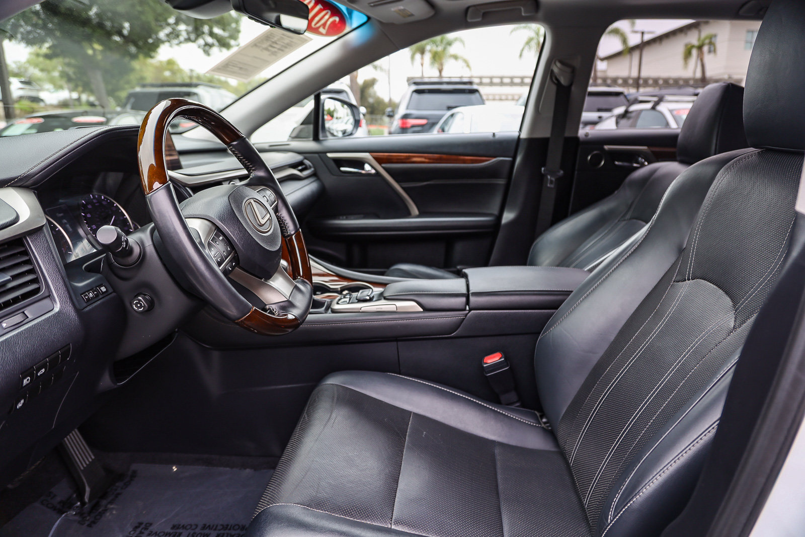 Used 2019 Lexus RX 350L FWD image 18