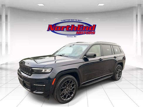 Used 2023 Jeep Grand Cherokee L Summit AWD/4WD image 7