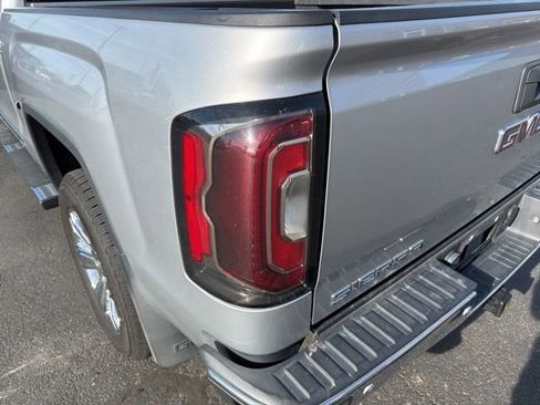Used 2018 GMC Sierra 1500 SLT image 22