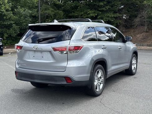 Used 2016 Toyota Highlander Limited AWD/4WD image 2