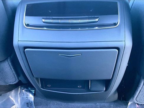 New 2026 Cadillac Escalade ESV 2WD w/ LPO, Floor Liner Package image 20