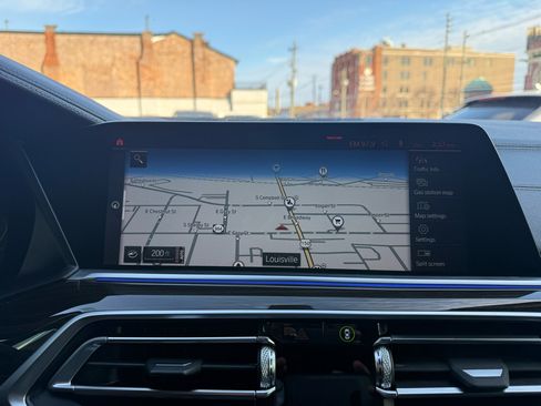 Used 2019 BMW X5 xDrive40i w/ Convenience Package image 11