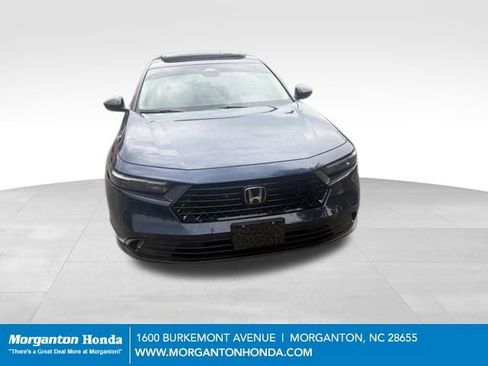Used 2025 Honda Accord SE image 1