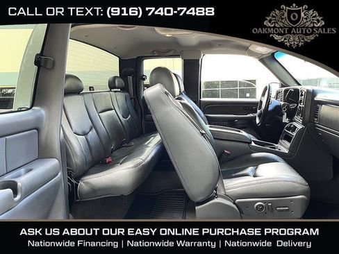 Used 2003 Chevrolet Silverado 2500 LT w/ Skid Plate Package AWD/4WD image 12