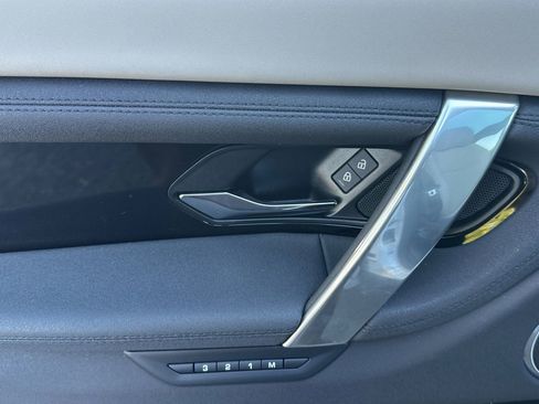 New 2025 Land Rover Discovery Sport S image 15