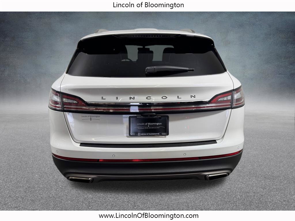 Used 2023 Lincoln Nautilus Reserve w/ Luxury Package AWD/4WD image 7