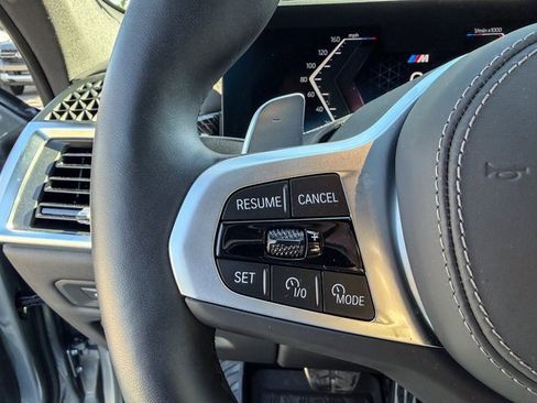 Used 2026 BMW X6 xDrive40i image 11