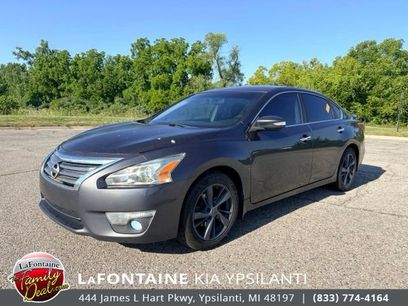 Used 2013 Nissan Altima 2.5 SL w/ Technology Pkg