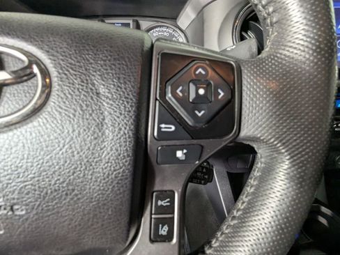 Used 2021 Toyota Tacoma TRD Sport image 21