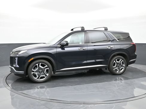 Used 2025 Hyundai Palisade SEL image 2