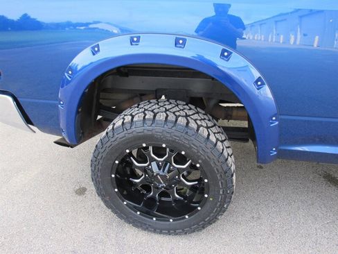 Used 2011 RAM 2500 SLT w/ Luxury Group AWD/4WD image 9