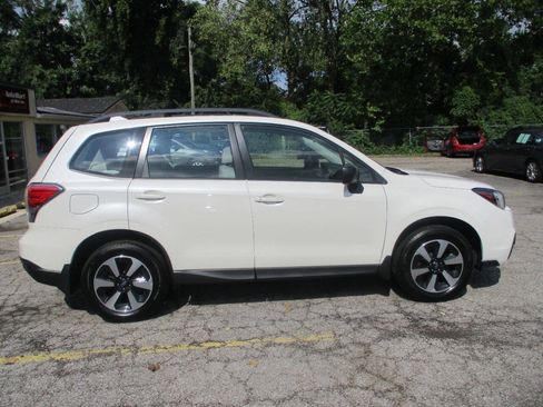Used 2017 Subaru Forester 2.5i w/ Alloy Wheel Package AWD/4WD image 10