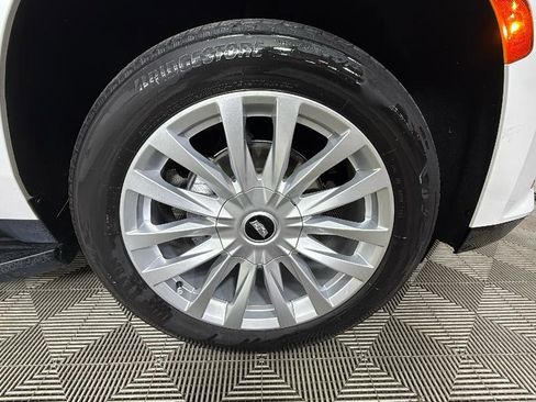 Used 2022 Cadillac Escalade Luxury image 35