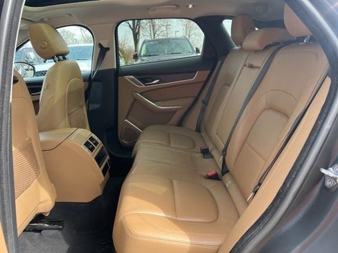Used 2021 Jaguar F-PACE S image 12