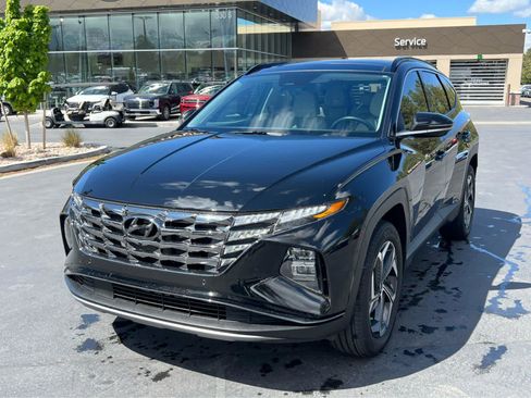 Certified 2024 Hyundai Tucson Limited AWD/4WD image 2