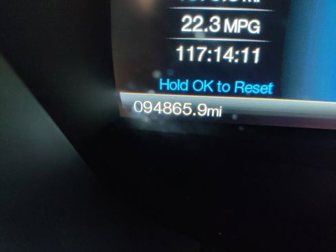 Used 2018 Ford Fusion Titanium image 23