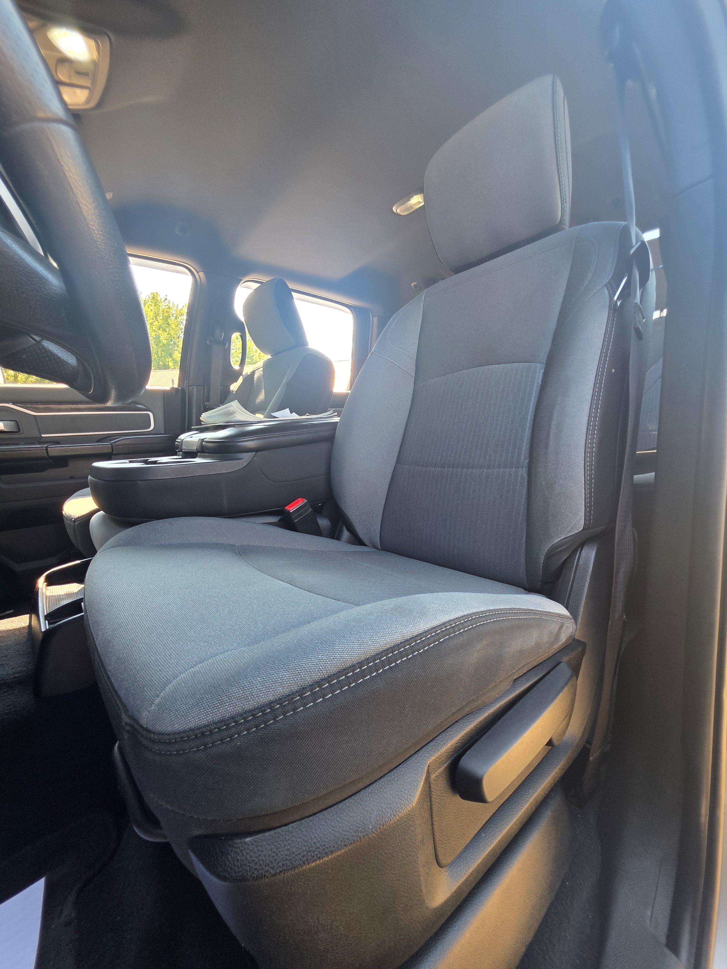 Used 2021 RAM 3500 Big Horn AWD/4WD image 20