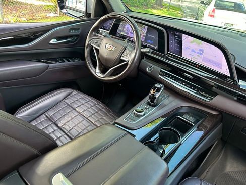 Used 2023 Cadillac Escalade Sport Platinum w/ LPO, ONYX Package AWD/4WD image 10