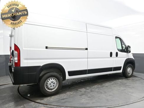 Used 2025 RAM ProMaster 2500 w/ Convenience Group image 7