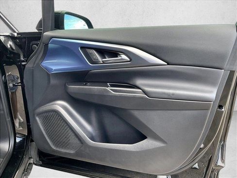 Certified 2024 Chevrolet Equinox EV LT FWD image 19