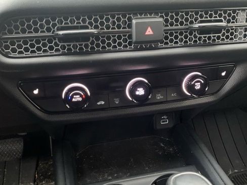 Certified 2024 Honda HR-V Sport image 14