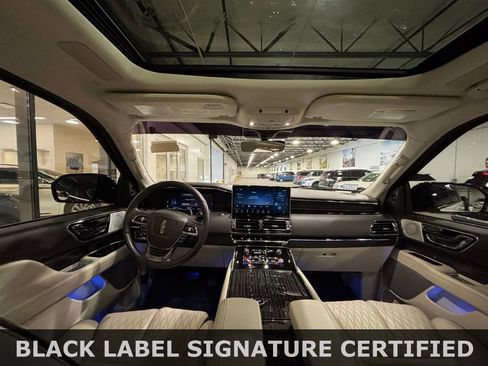 Used 2022 Lincoln Navigator Black Label image 24