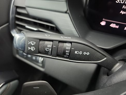 Certified 2024 GMC Acadia AT4 w/ LPO, Floor Liner Package AWD/4WD image 29