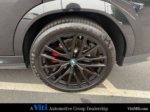 Used 2022 BMW X6 xDrive40i w/ M Sport Package AWD/4WD image 13