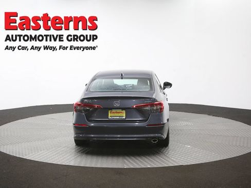 Used 2023 Honda Civic Sport image 36