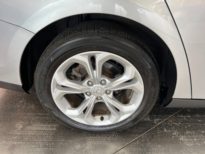 Used 2024 Honda Accord LX image 9
