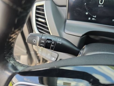 Certified 2024 Kia Seltos EX AWD/4WD image 23