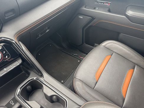 Used 2023 GMC Sierra 1500 AT4 w/ Technology Package image 35