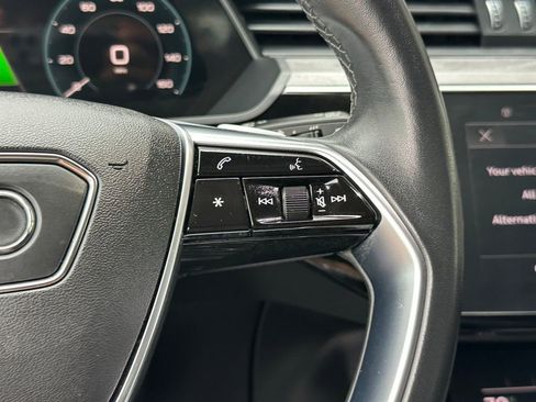 Used 2024 Audi Q8 e-tron Premium Plus w/ Premium Plus Package image 49