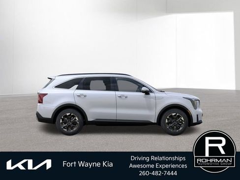 New 2026 Kia Sorento S FWD image 9