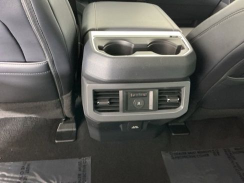 Certified 2025 Ford F450 Lariat w/ FX4 Off-Road Package image 31