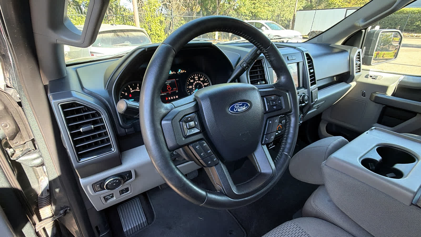 Used 2018 Ford F150 XLT w/ Equipment Group 301A Mid AWD/4WD image 10