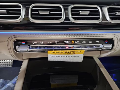 New 2026 Mercedes-Benz GLE 63 AMG S image 22