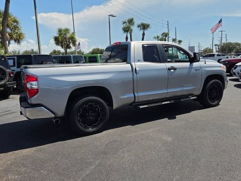 Used 2017 Toyota Tundra SR5 w/ SR5 Upgrade Package RWD image 7