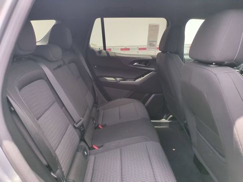 Used 2025 Chevrolet Equinox LT AWD/4WD image 27
