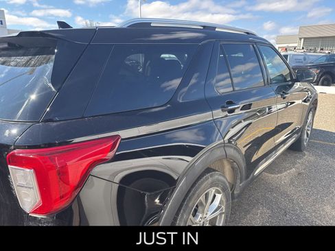 Used 2020 Ford Explorer Limited image 10