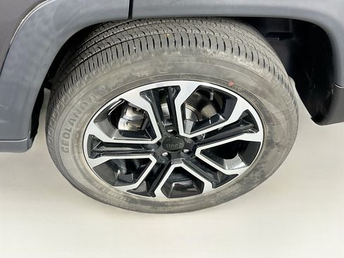 Used 2022 Jeep Compass Limited AWD/4WD image 29